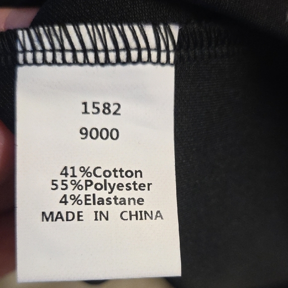 Elegant Black Sleeveless Mini Dress - Picture 14 of 16